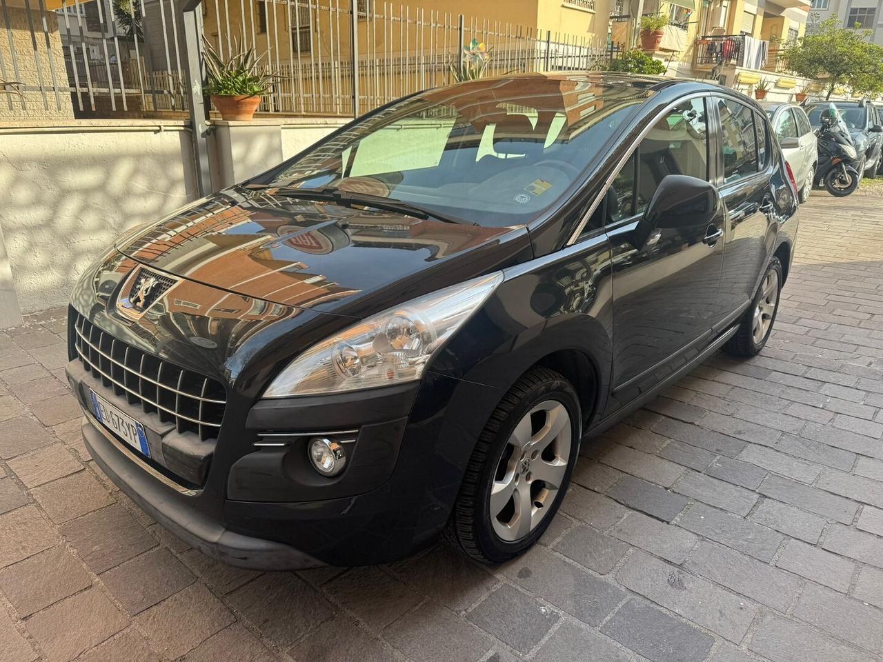 PEUGEOT 3008 1.6 HDi 110 CV Business UNIPRO