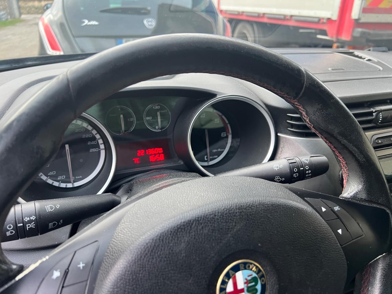 Alfa Romeo Giulietta 1.6 JTDm-2 105 CV Distinctive