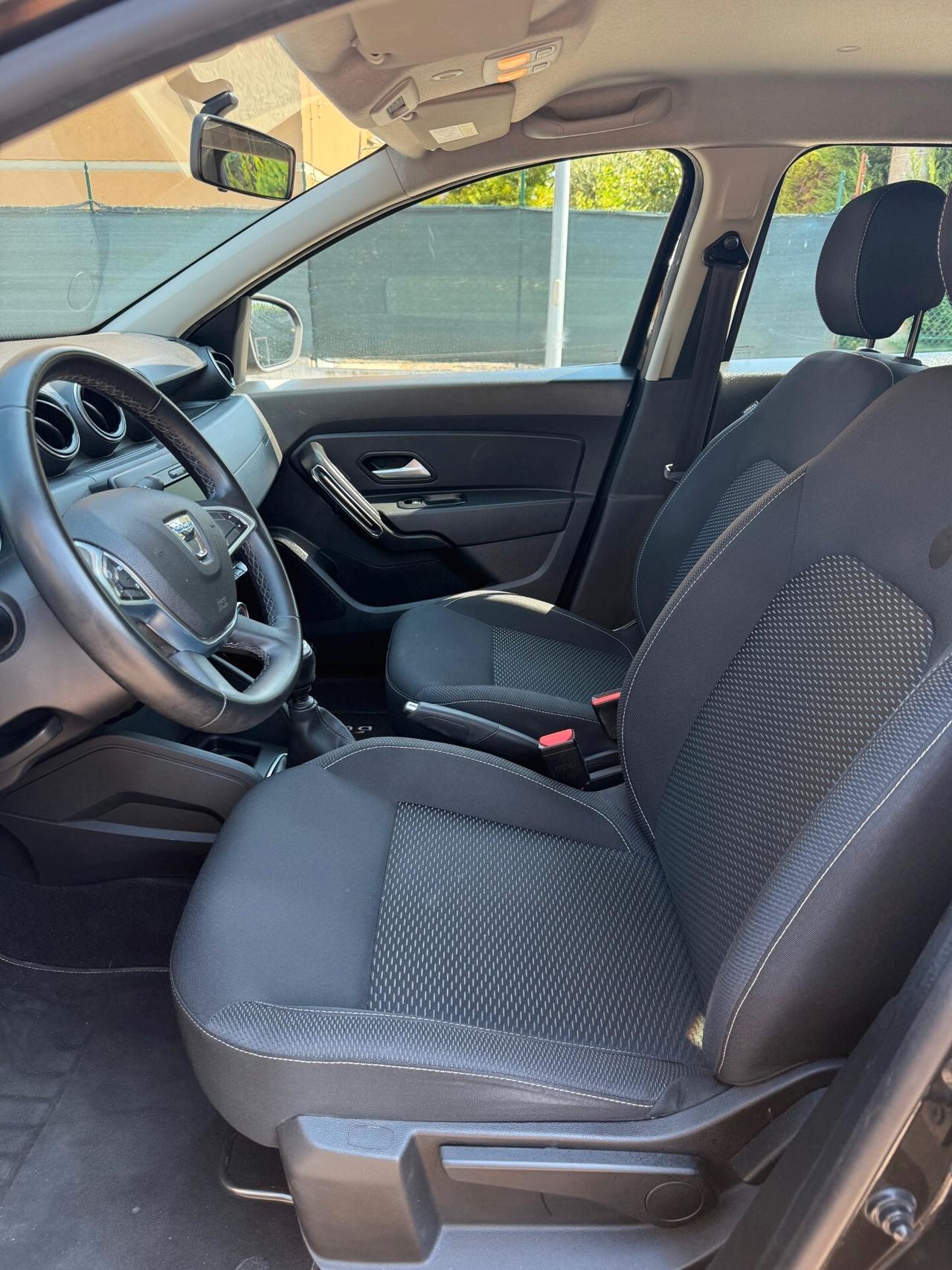 Dacia Duster 1.0 tce Gpl - NAV. - 12 MESI DI GARANZIA -