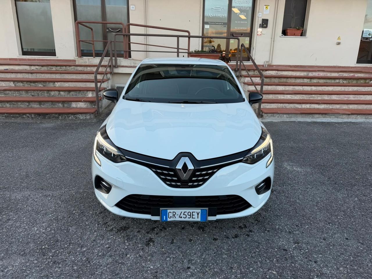 Renault Clio 1.6 E-Tech full hybrid Techno 145cv