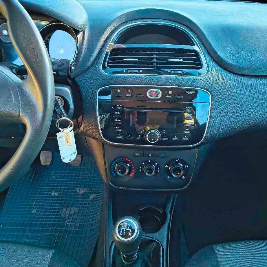 Fiat Punto 1.2 8V 5 porte Street