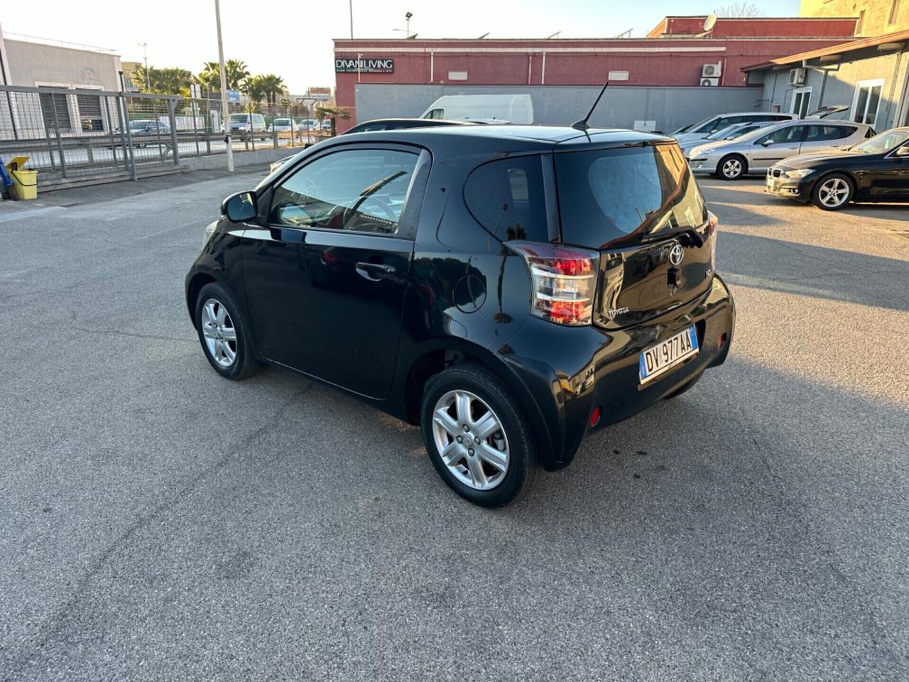 Toyota iQ 1.0 Multidrive Versione Lancio