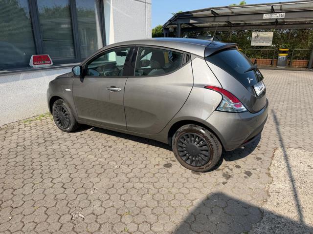 LANCIA Ypsilon 1.0 HYBRID SILVER MANUALE OK NEOPATENTATO