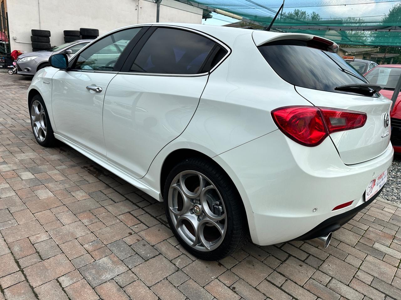 Alfa Romeo Giulietta 2.0 JTDm-2 170 CV