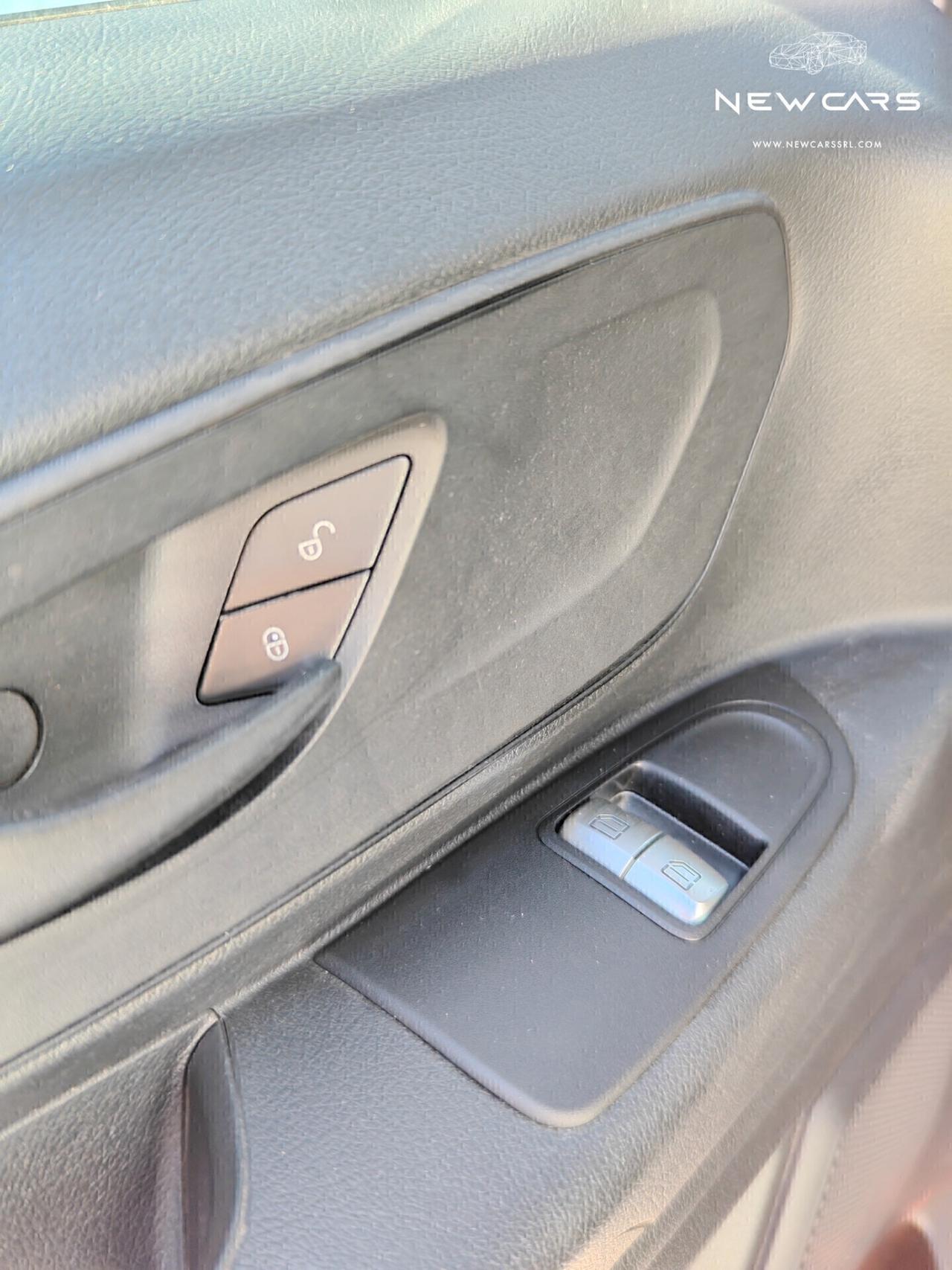 Mercedes-benz Vito 111 CDI LONG