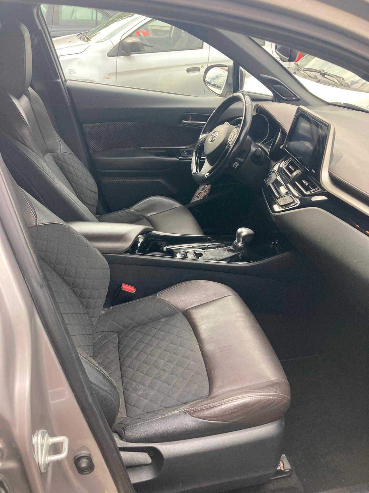 Toyota C-HR 1.8 Hybrid E-CVT Lounge IMMACOLATA