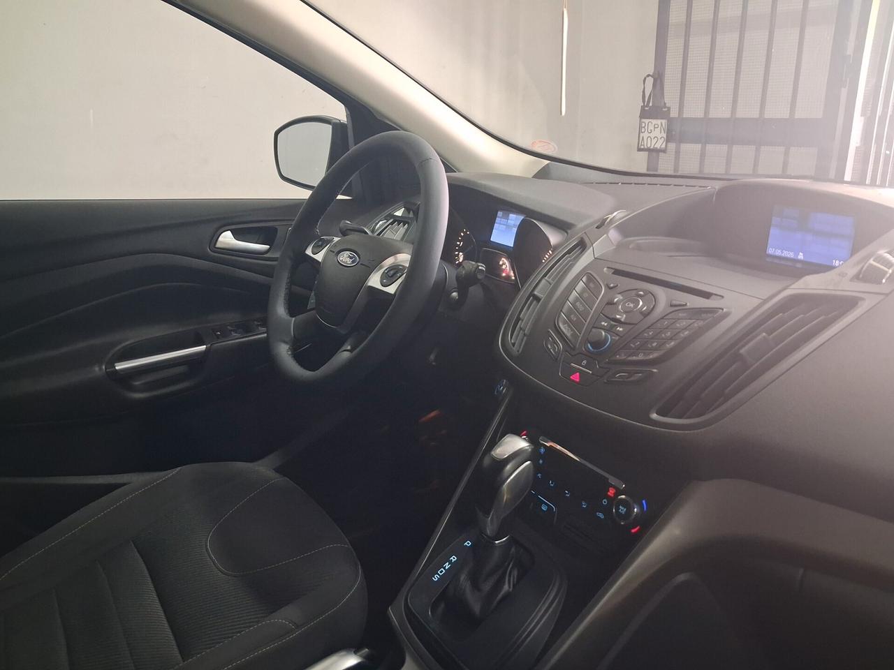 Ford Kuga 2.0 TDCi 140 CV Titanium unico prop 2013