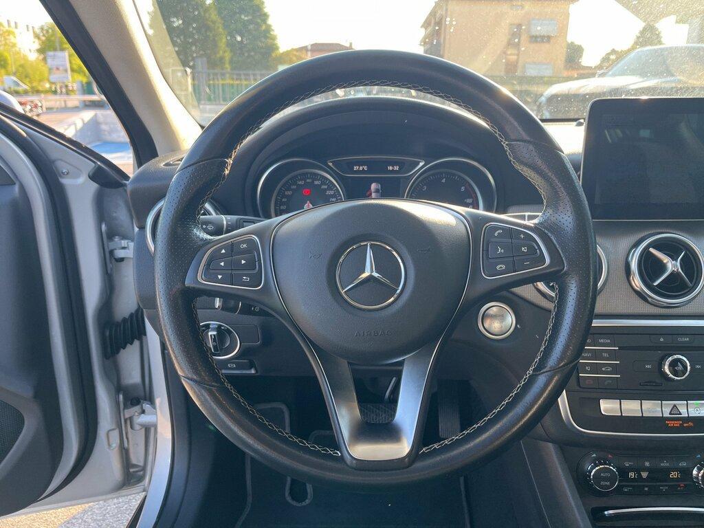 Mercedes GLA 200 200 D Sport 7G-DCT