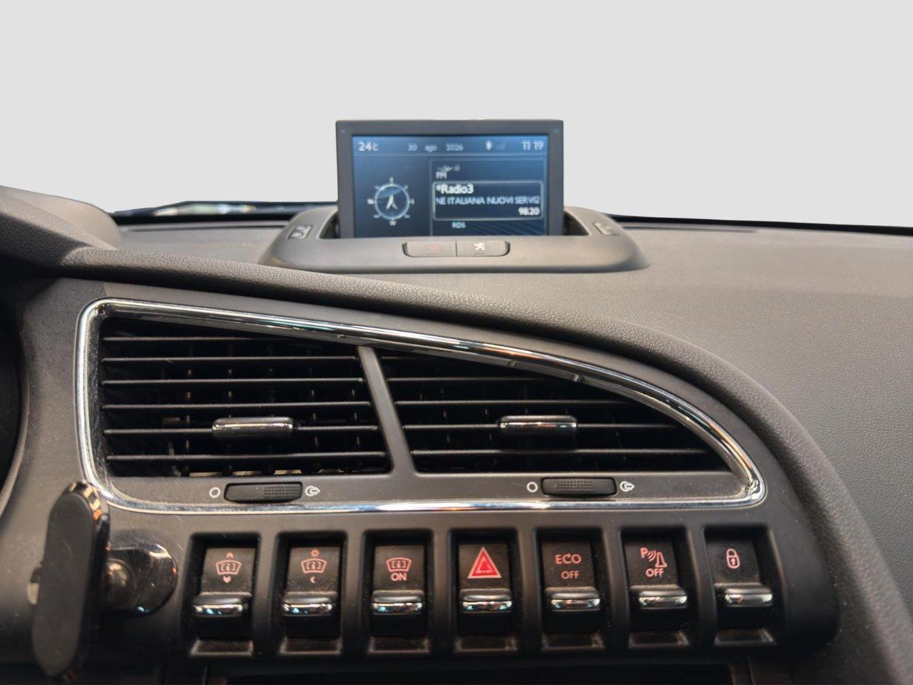 Peugeot 3008 3008 2.0 hdi Hybrid4