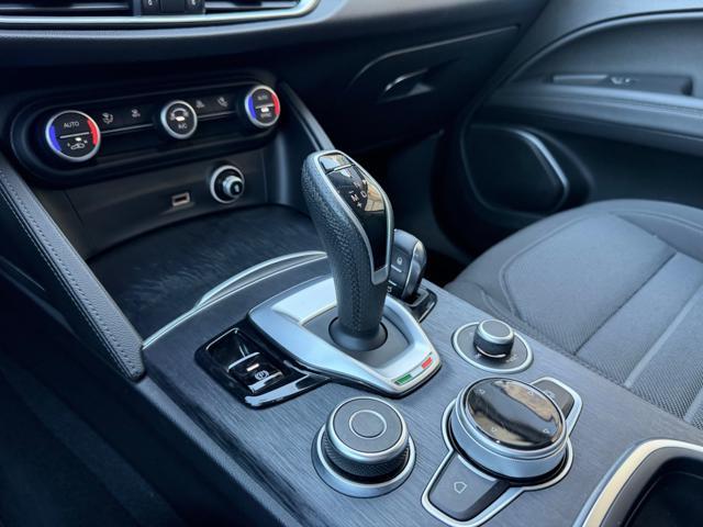ALFA ROMEO Stelvio 160CV+RETROCAMERA+2PDC+PACK BLACK