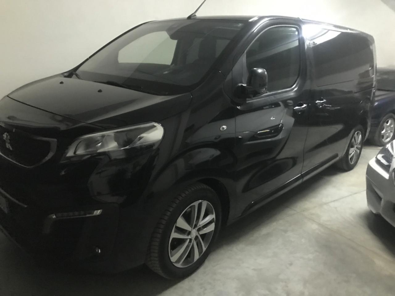 Peugeot Traveller BlueHDi 120CV S&S Standard Allure tetto pelle navy xeno