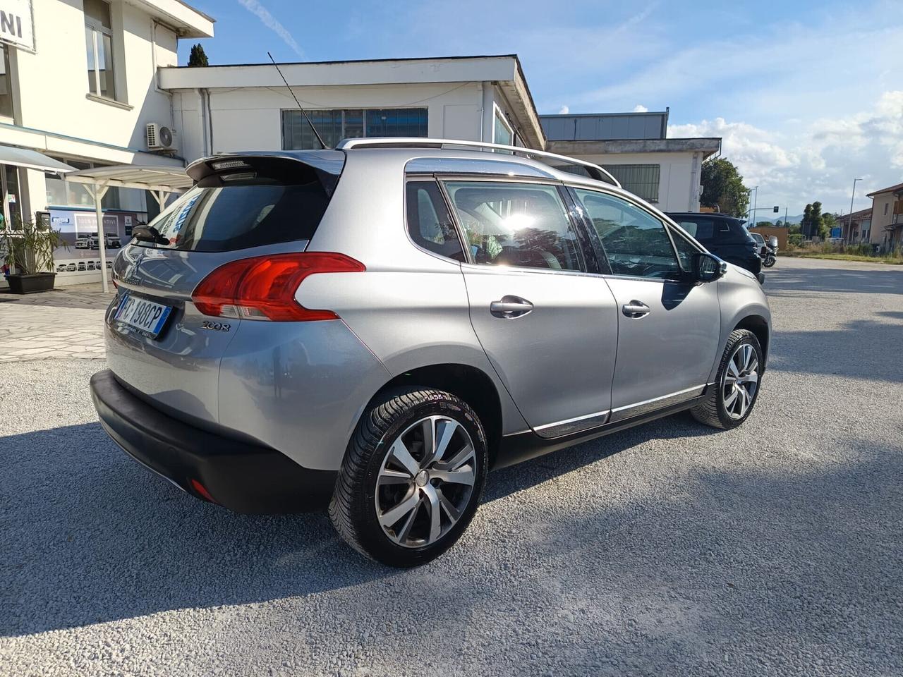 Peugeot 2008 PureTech 110 EAT6 Allure Tua a 169€ al Mese
