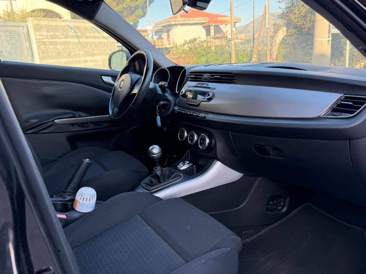 Alfa Romeo Giulietta 1.6 JTDm-2 105 CV Distinctive