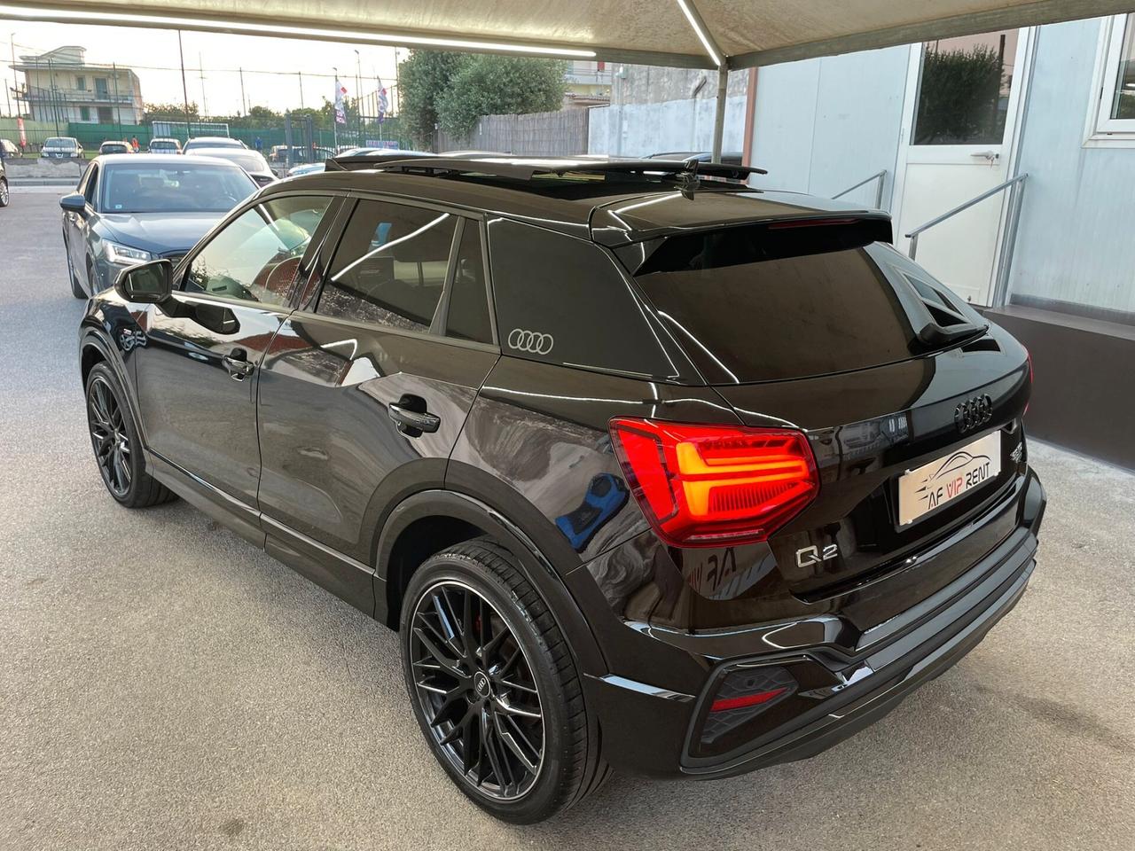 Audi Q2 35 TDI quattro S tronic Identity Black