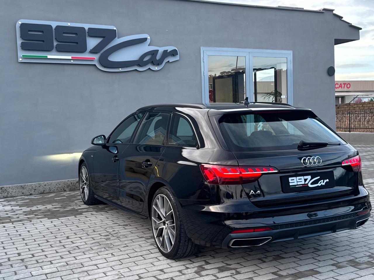 Audi A4 Avant 35 TDI/163 CV S tronic line edition UNI PRO