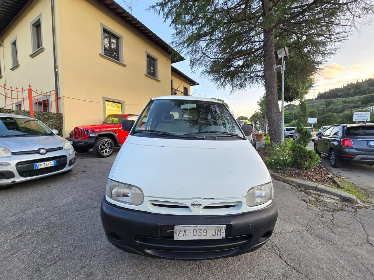 Nissan vanette