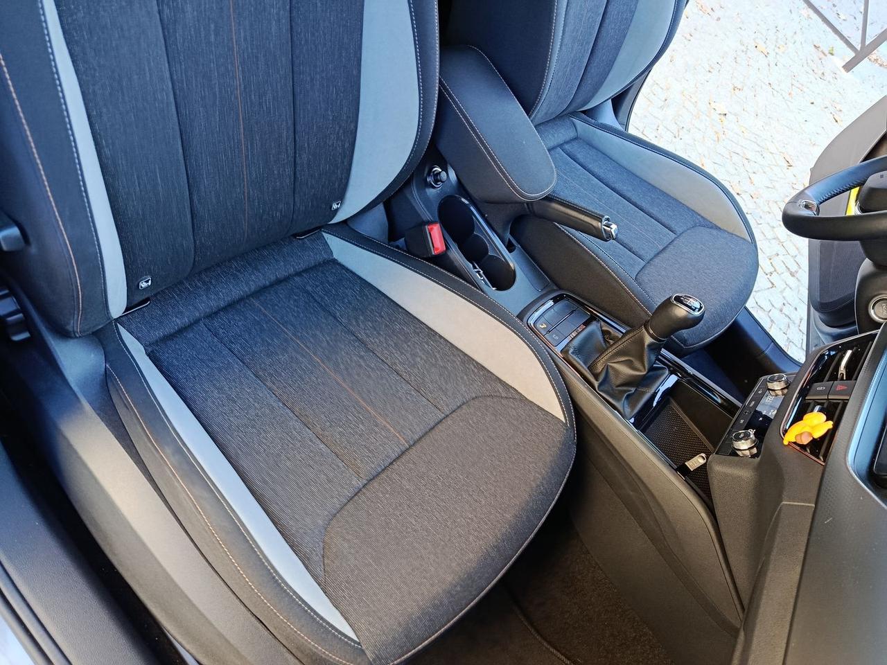 Skoda Kamiq Black Dots 1.0 TSI #8118