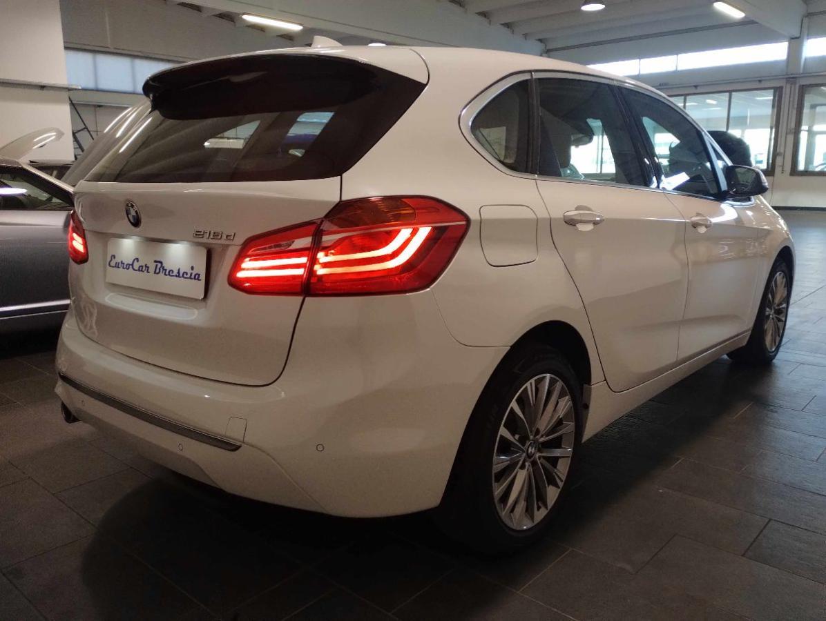 BMW 216d Active Tour Luxury - X NEOPATENTATI - AUTOM- BI-LED - PELLE- GAR.24 MESI