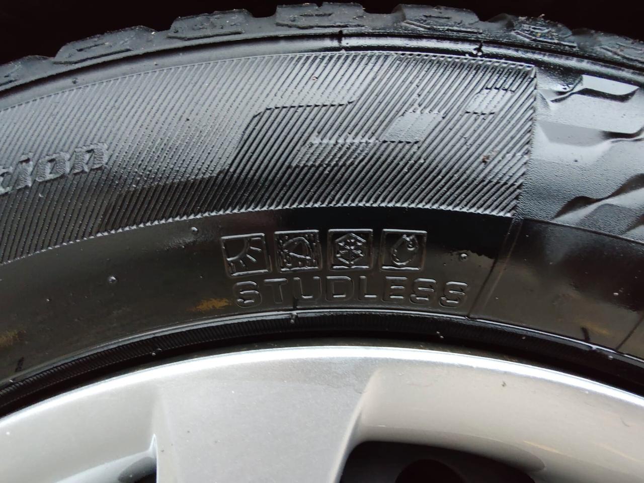 Hyundai i10 1.0 Comfort E6, VEICOLO EURO 6B, LEGGERA GRANDINE, OK NEOPATENTATI, GARANZIA L.12 MESI