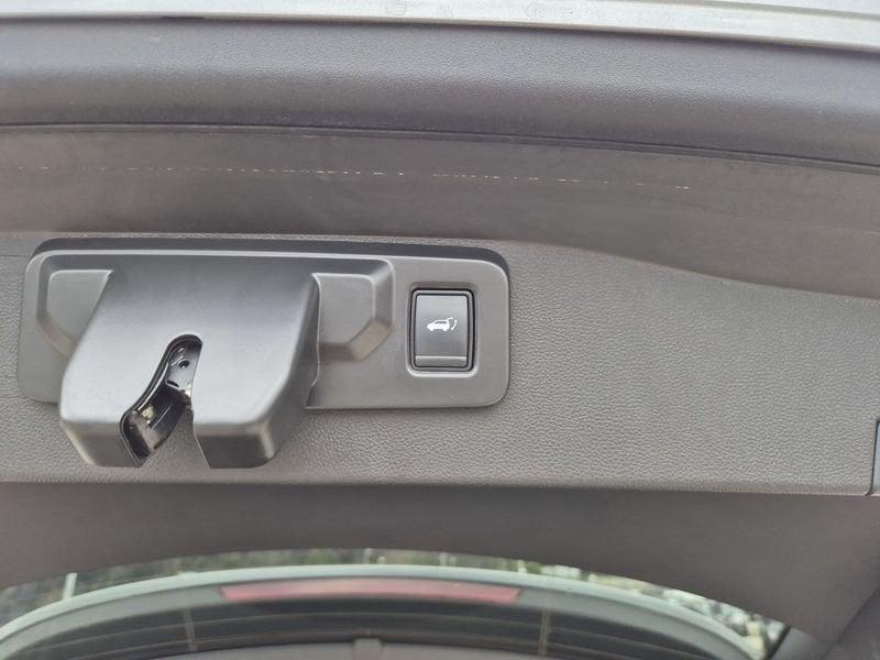 Renault Austral 1.2 E-Tech full hybrid Iconic Esprit Alpine 200cv auto