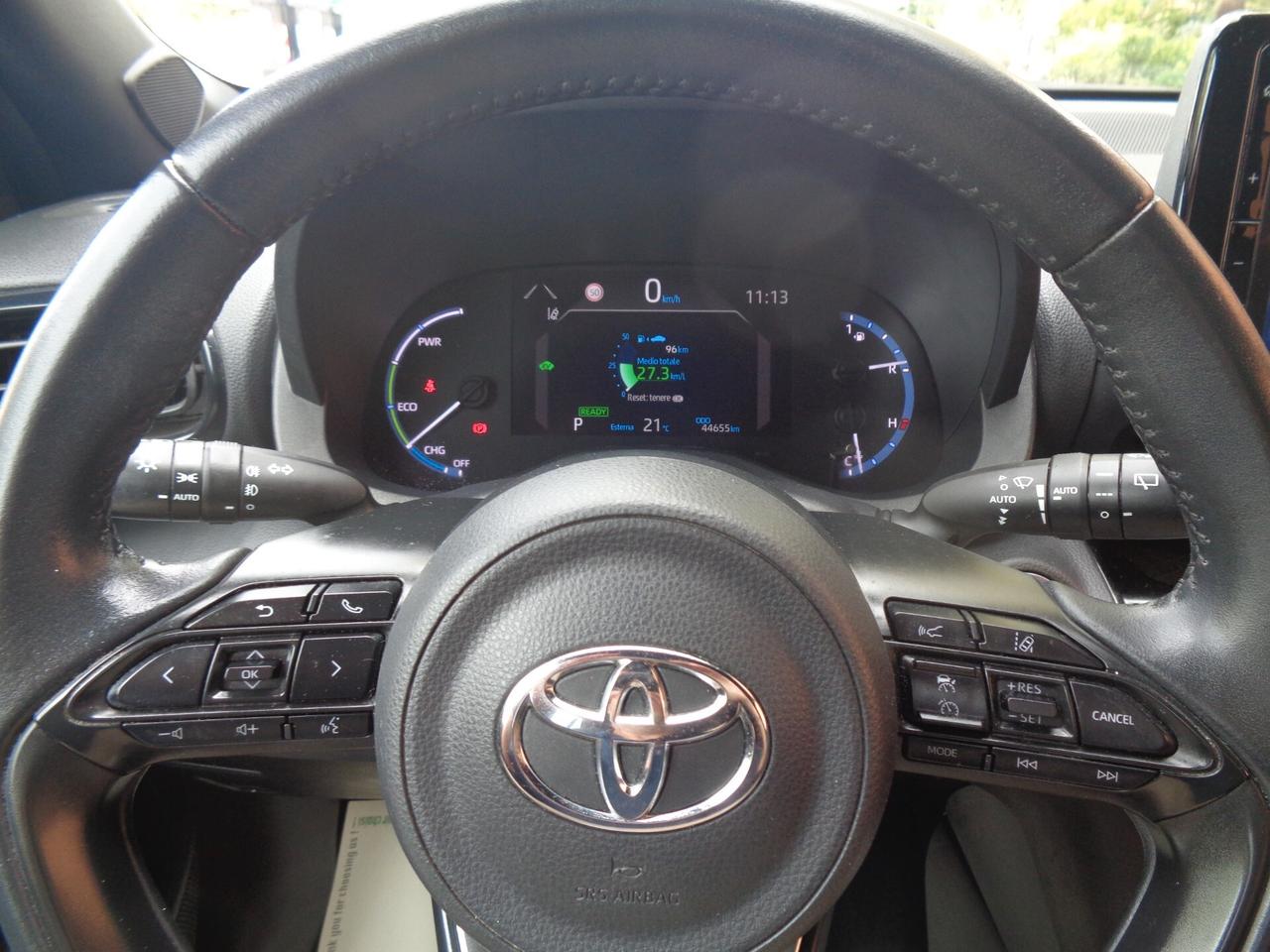 Toyota Yaris Cross 1.5 Hybrid 5p. E-CVT Trend ARGENTO E NERA NESSUN VINCOLO DI FINANZIAMENTO