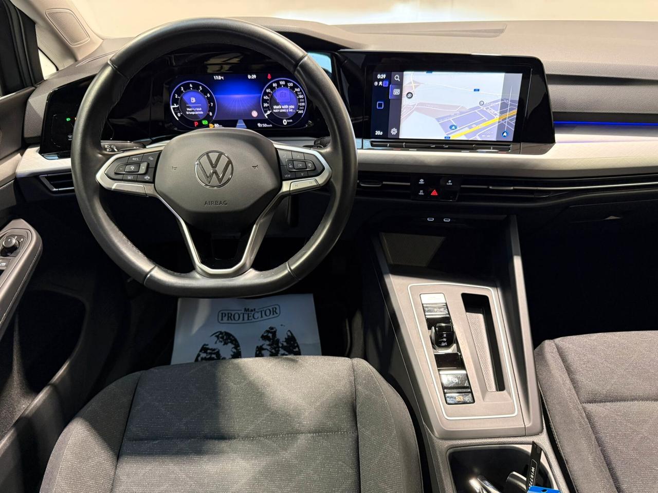 Volkswagen Golf 1.0 eTSI EVO DSG Life