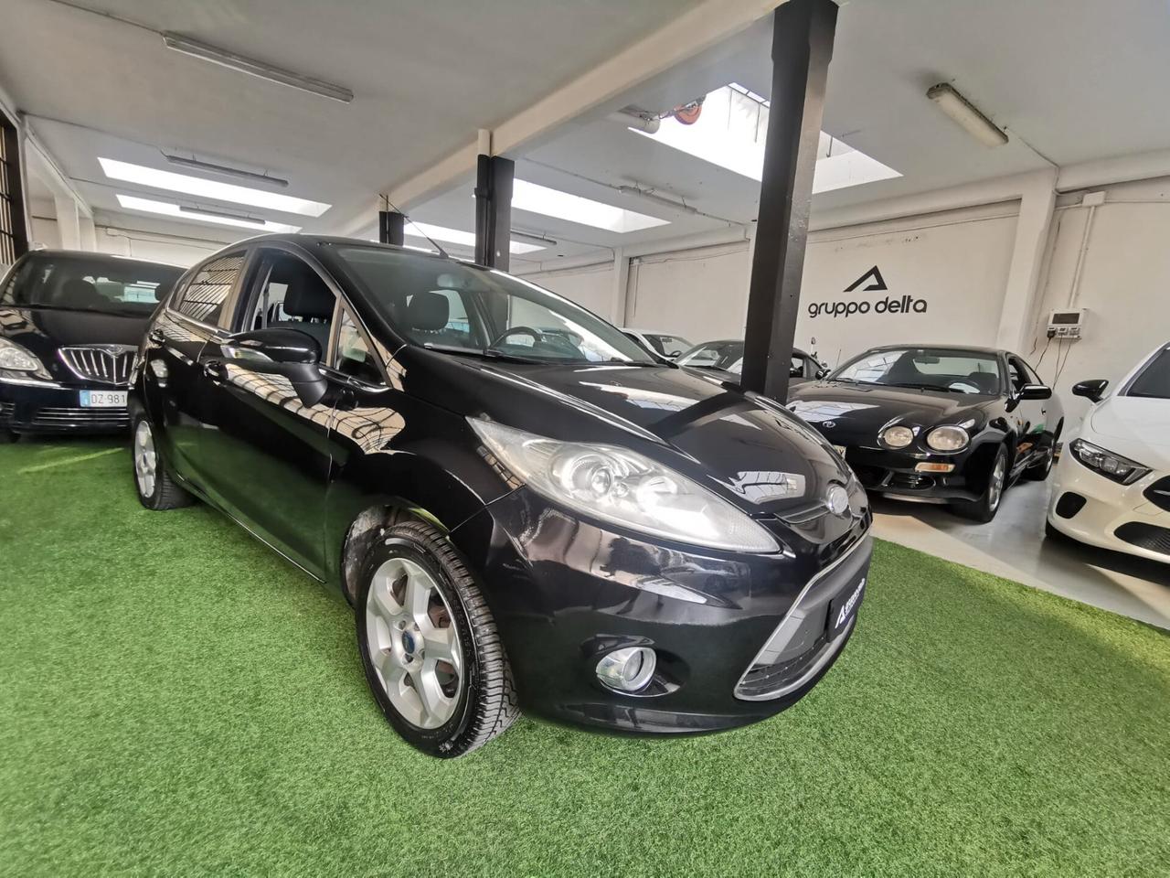Ford Fiesta 1.4 Titanium plus GPL NEOPATENTATI GARANZIA 12 MESI