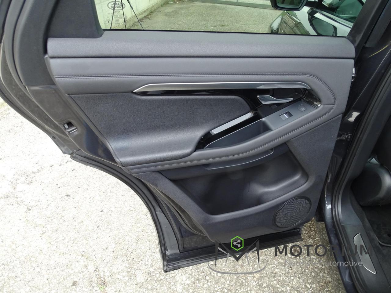 Land Rover Range Rover Evoque 2.0D I4 180 CV AWD Auto R-Dynamic SE