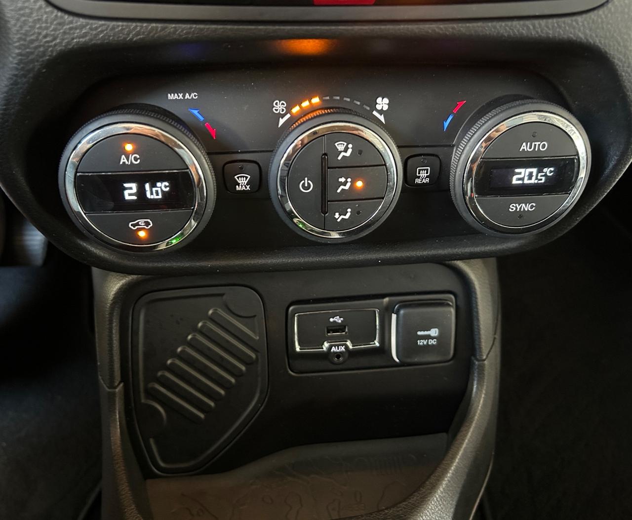 Jeep Renegade 1.6 Mjt 88kw CAMBIO AUT.