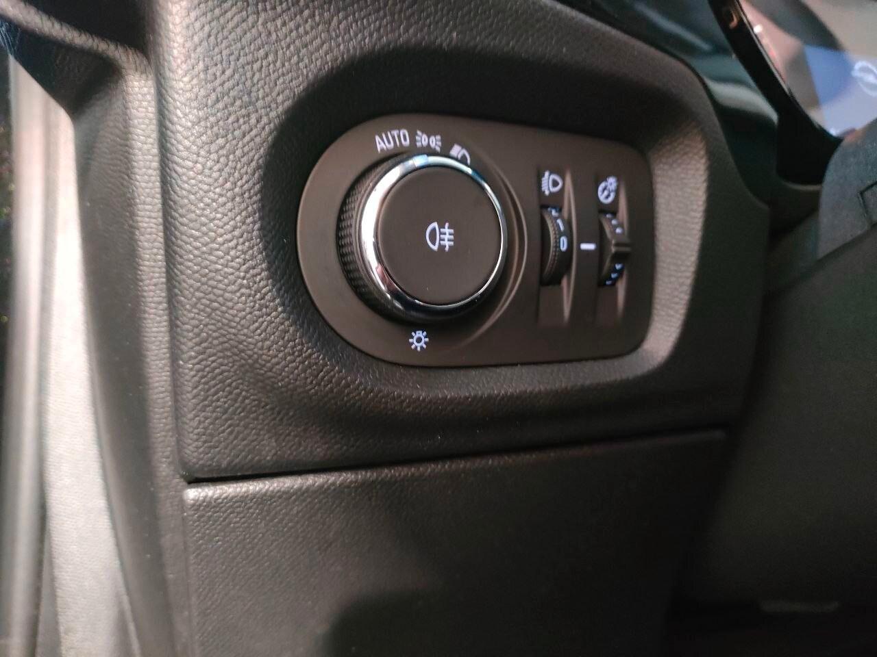 OPEL Corsa 6ª serie Corsa 1.2 Edition