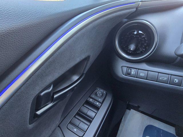 TOYOTA C-HR 1.8 HV Lounge