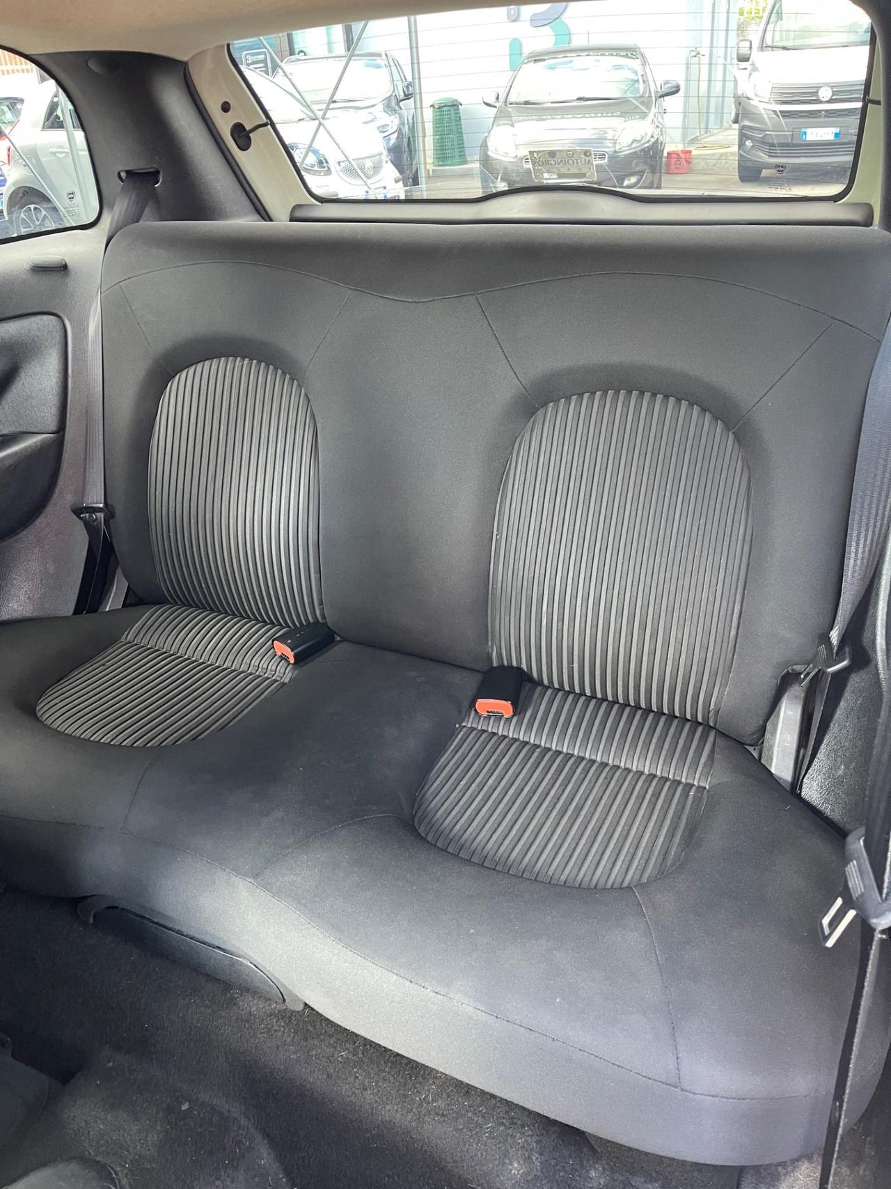 Lancia Ypsilon 1.4 Oro Ecochic GPL