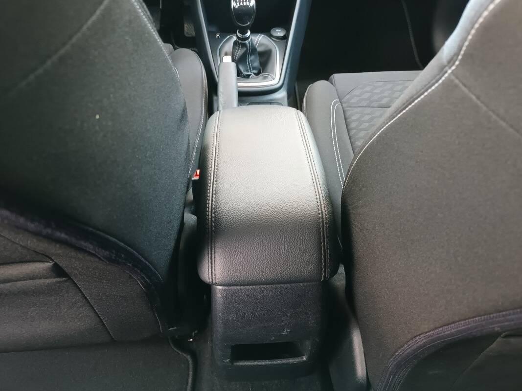 Ford Fiesta 125 cv Ibrida Titanium-GANCIO TRAINO