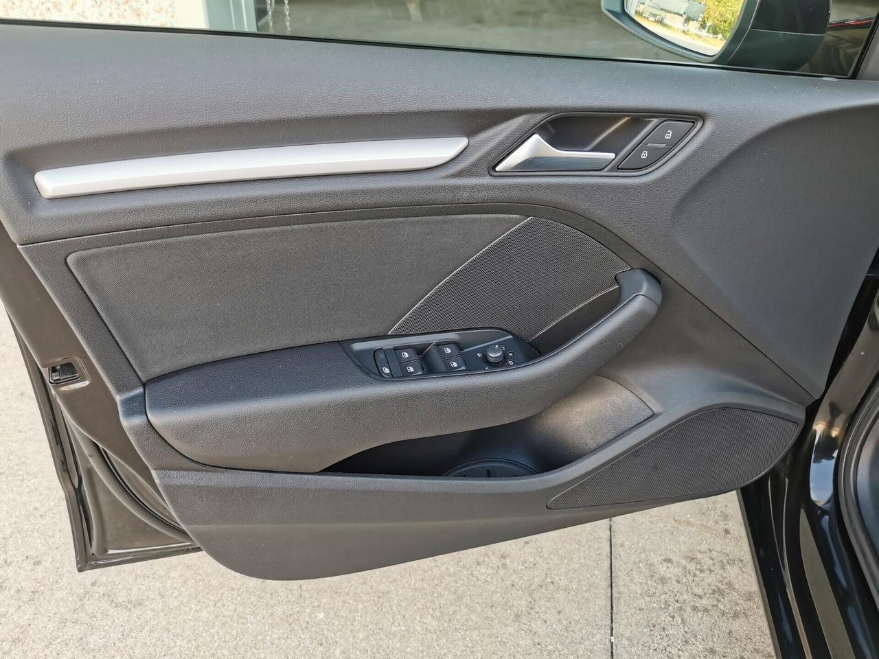 AUDI A3 SPB S TRONIC UNIPROPIETARIO KM VERI GARANZIA