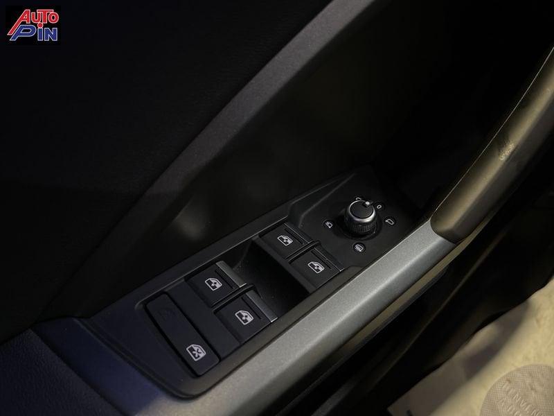 Audi Q3 Q3 35 TDI S tronic S line edit BLACK LINE*In arrivo*