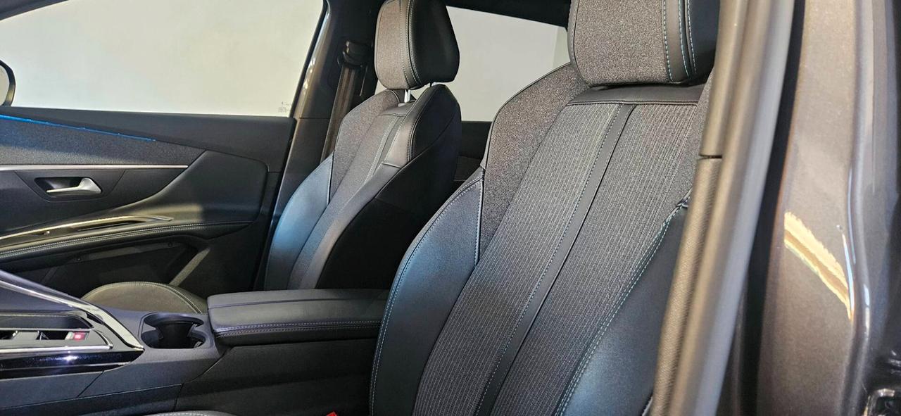 Peugeot 3008 BlueHDi 130 S&S EAT8 Allure Pack Maggio 2023