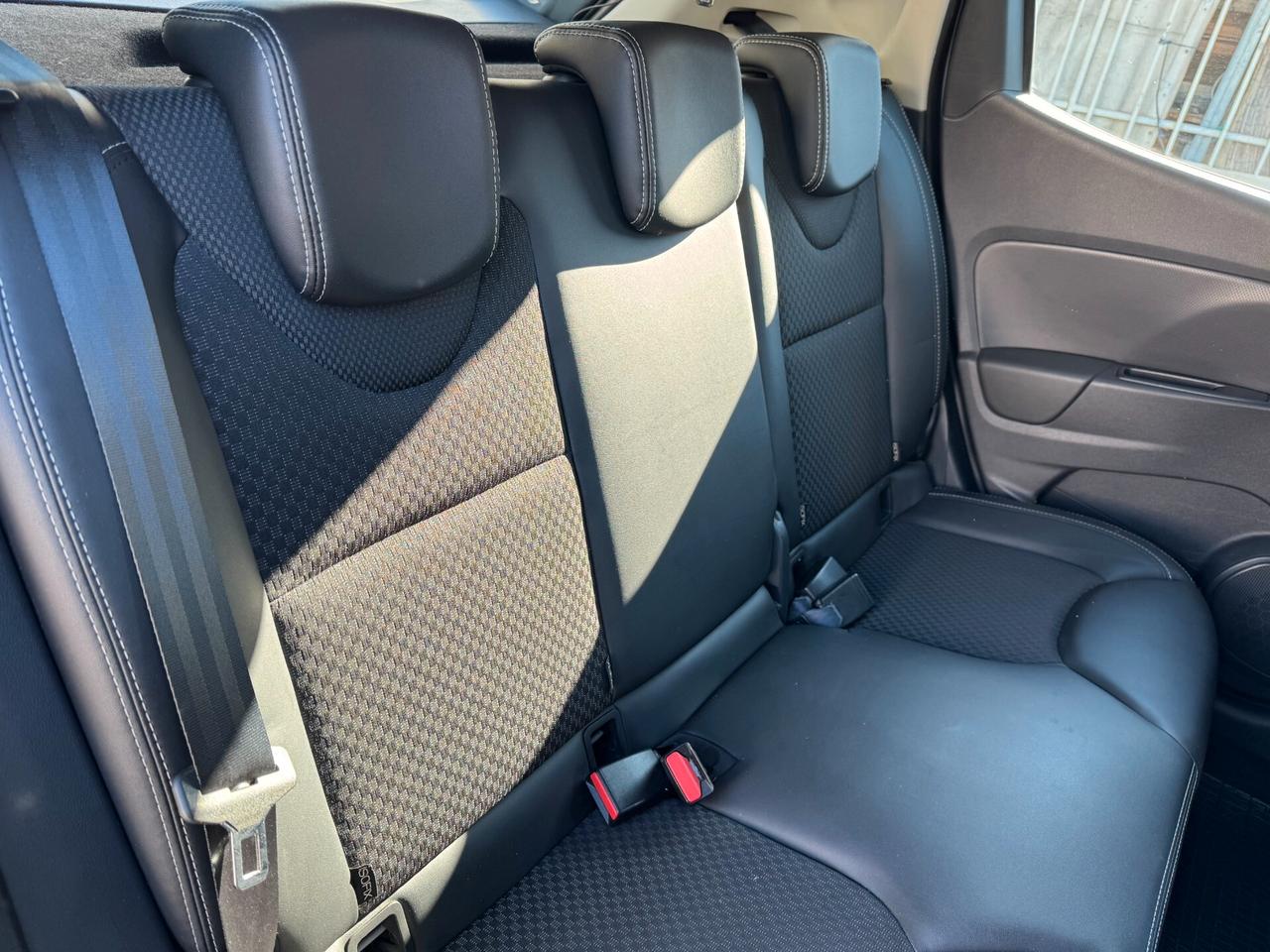 Renault Clio1.5 DCI MOSCHINO FARI FULL LED 2019