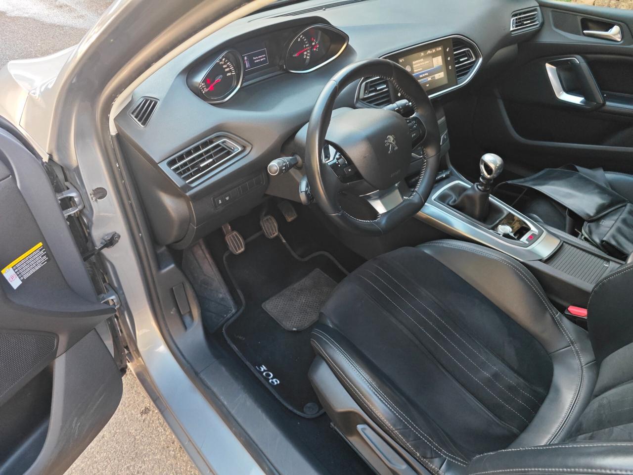 Peugeot 308 1.6 e-HDi 115 CV Stop&Start Business