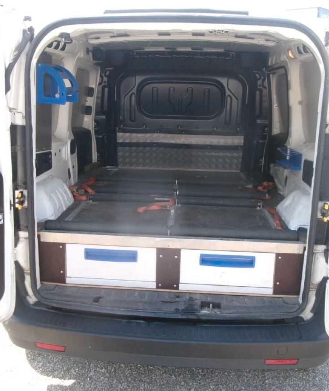 Fiat Doblo' 1.6 Mjt 105 CV Cargo Maxi Lamierato SX