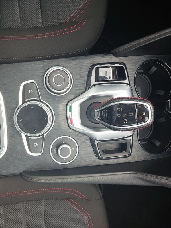 Alfa Romeo Giulia 2.2 Turbo Diesel 160CV Business AT8