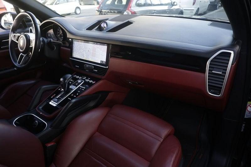 Porsche Cayenne Porsche Cayenne 3.0 V6 E-Hybrid TETTO PANORAMICO Unicoproprietario
