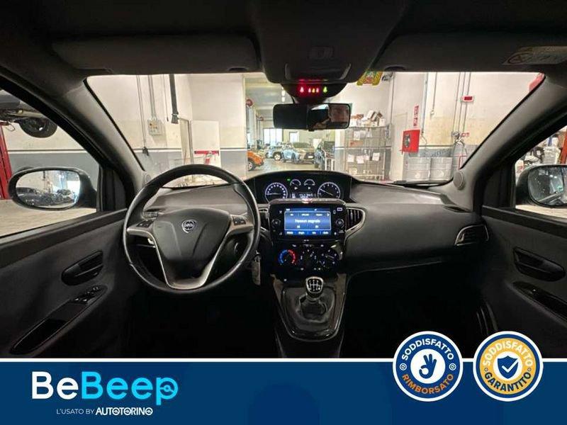 Lancia Ypsilon 1.0 HYBRID GOLD S&S 70CV