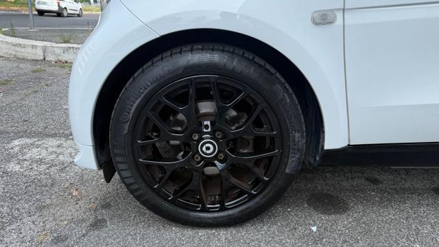 SMART ForTwo 70 1.0 TWINAMIC SUPERPASSION*C.L.16 BLACK*TEL.*LED