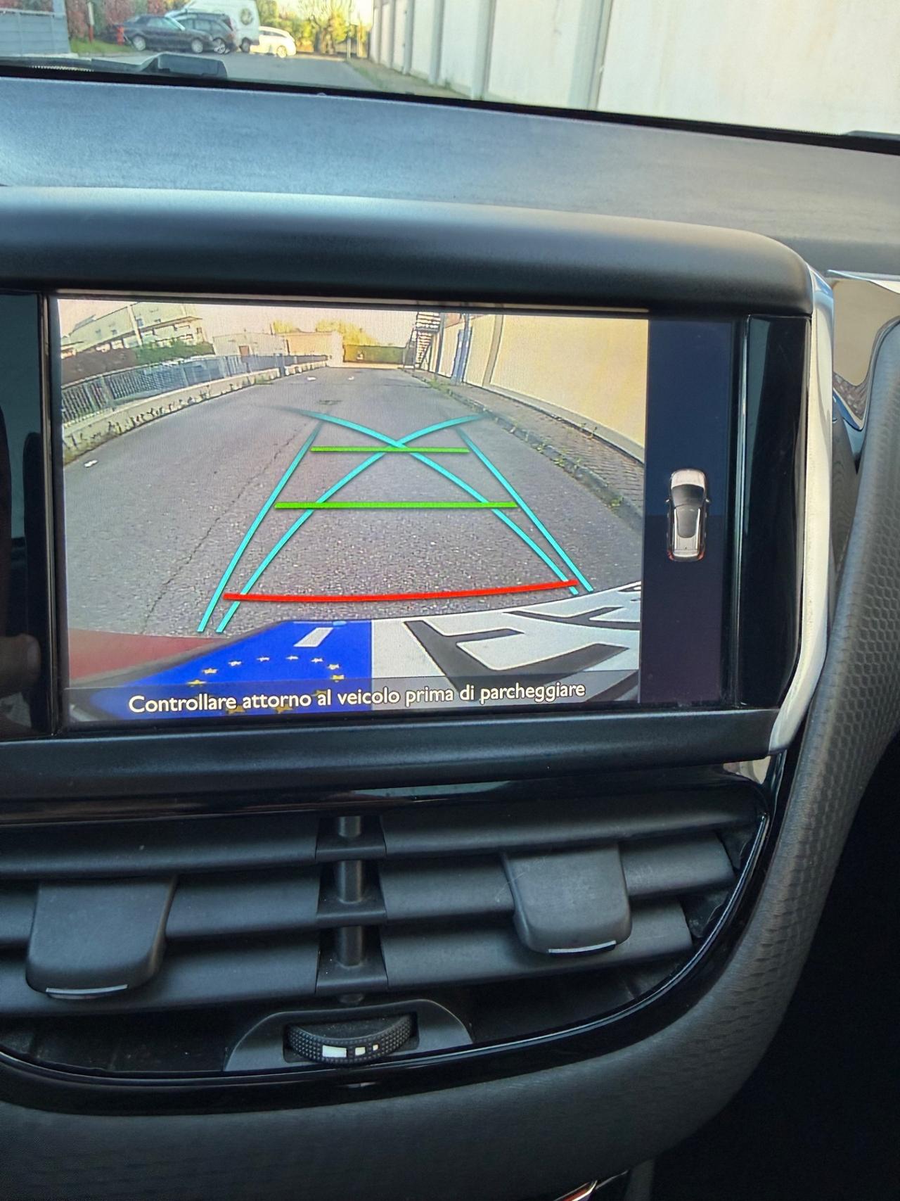 Peugeot 2008 BlueHDi 100 Allure