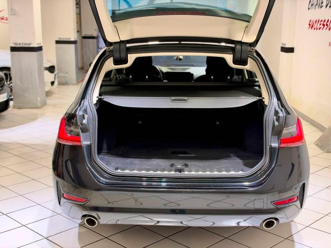 BMW Serie 3 Touring 318d mhev 48V Sport auto