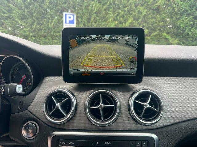 MERCEDES-BENZ GLA 200 d Automatic Sport