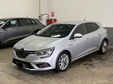 Renault Megane Mégane dCi 8V 110 CV EDC Energy Bose