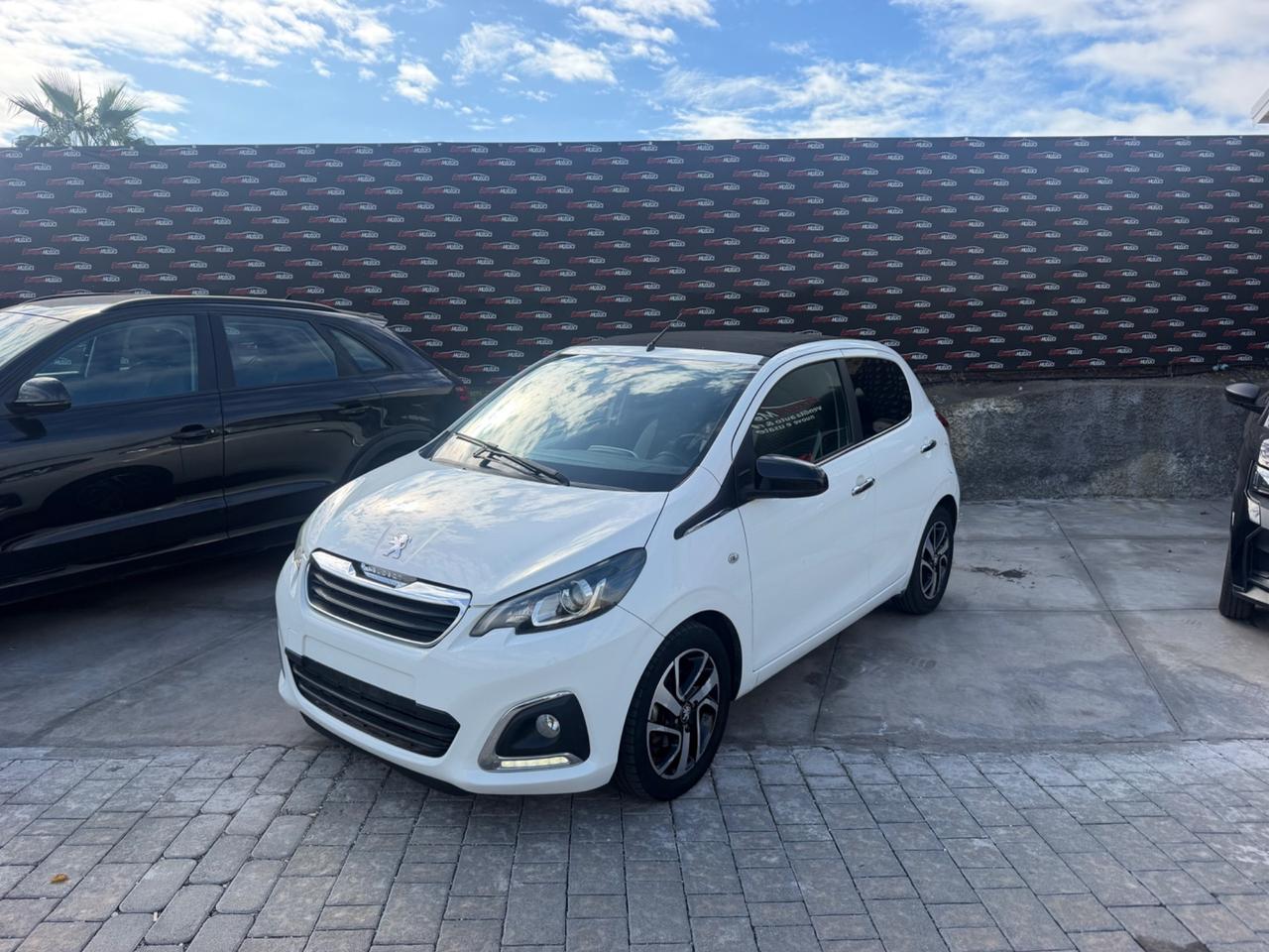 Peugeot 108 1.2 VTi Roland Garros