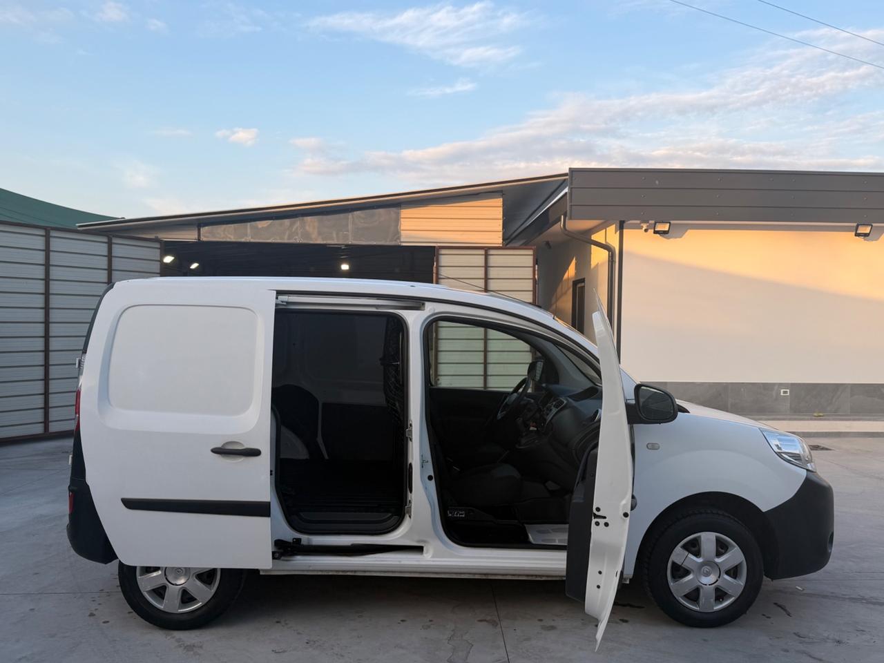 Renault Kangoo 1.5 dCi 75CV S&S 4p. Express Energy Ice