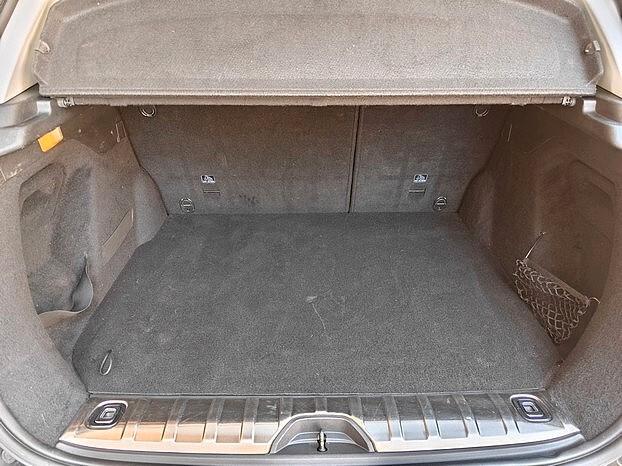 PEUGEOT 2008 1.6 HDI 92 CV ALLURE *NAVI* - 2015
